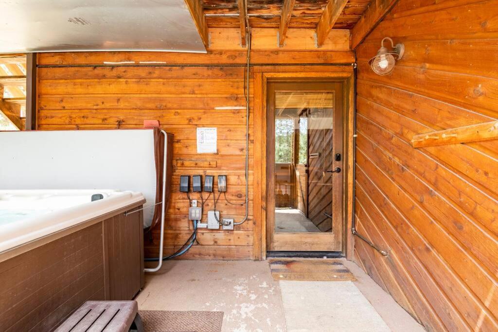 Private Hot Tub Overlooking Pikes Peak Уудланд Парк Екстериор снимка