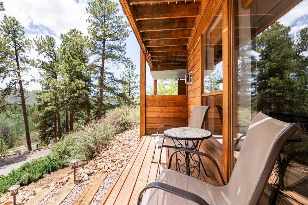 Private Hot Tub Overlooking Pikes Peak Уудланд Парк Екстериор снимка